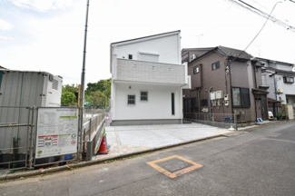 【外観】 | 閑静な住宅街で落ち着いた雰囲気です！お客様のご都合でいつでもご内覧可能で御座います！