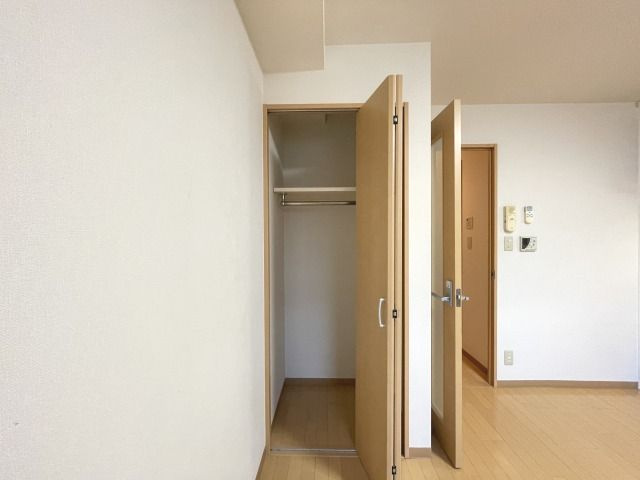 アスターハウス新本町の収納|小物を収納するのに便利です