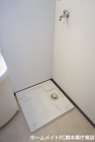 上益城郡益城町大字広崎の賃貸マンションの洗面所