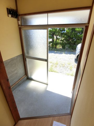 楊子町戸建59の玄関