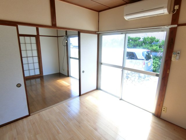 楊子町戸建59の洋室