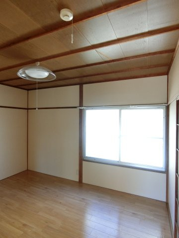 楊子町戸建59の洋室