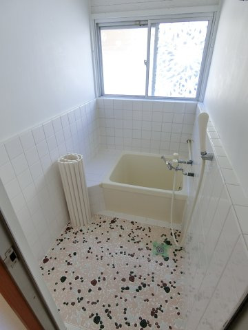 楊子町戸建59の浴室