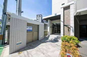 【エントランス】