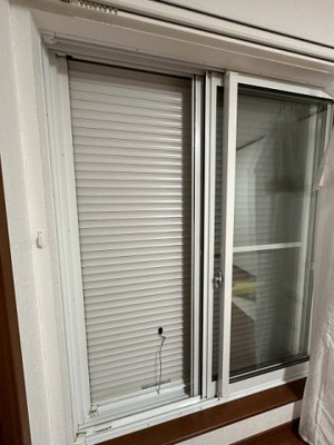 【セキュリティ】 | ブランシェⅡ | 防犯シャッター雨戸付きなので夜やお出かけ時も安心です！雨戸は冬場の寒さ対策にもなります◎