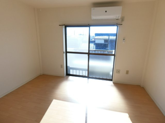 カクサンコーポの収納|専用の収納スペースです