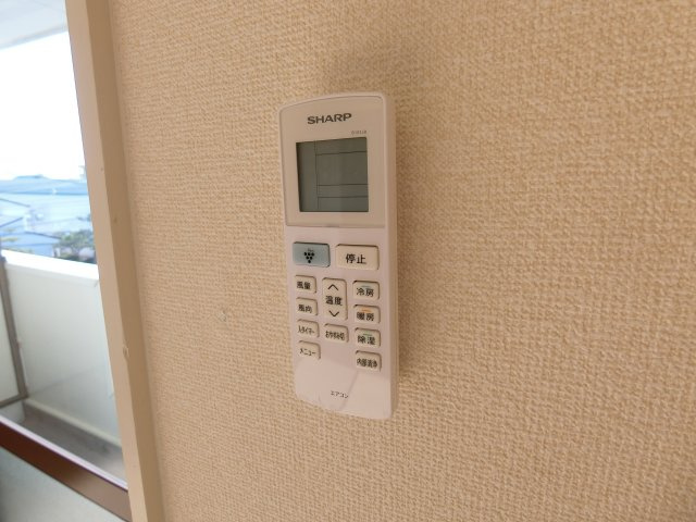 カクサンコーポの洋室|照明器具付きです☆彡