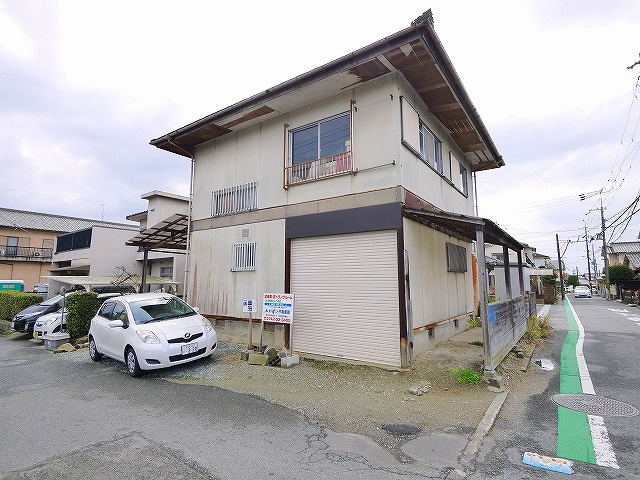 平松倉庫の外観