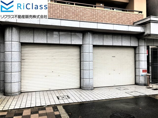 ワコーレシティオ兵庫の駐車場