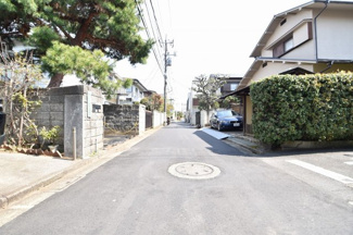 【前面道路含む現地写真】 | 現地見学や資料請求などお気軽にお問合わせ下さい
周辺環境とあわせて現地ご案内致します。