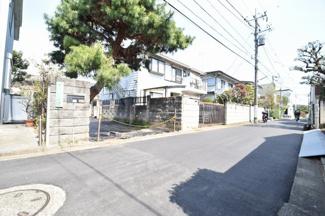 【前面道路含む現地写真】 | 現地見学や資料請求などお気軽にお問合わせ下さい
周辺環境とあわせて現地ご案内致します。