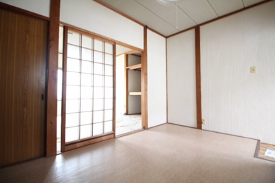 【洋室】 | 倉富荘