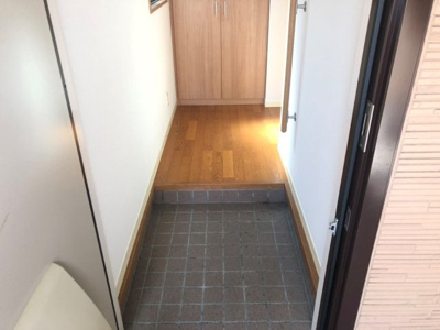 【エントランス】 | メープルメゾン