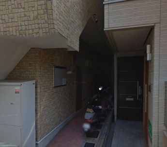 【エントランス】