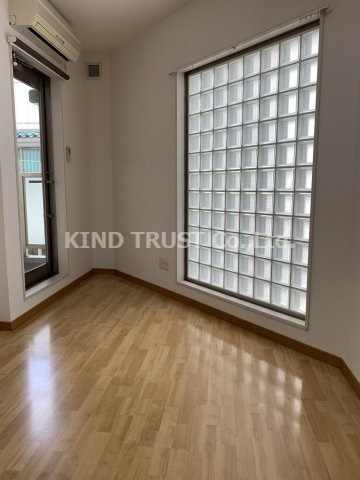 レオン天神橋の居間・リビング|おしゃれな居間です