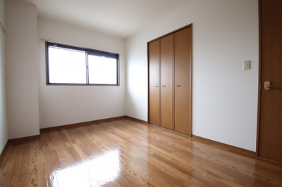 【寝室】 | Shelley's金剛