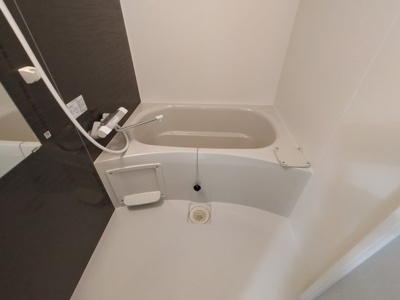 【浴室】 | ラージヒル長瀬EAST