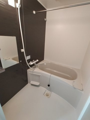 【浴室】 | ラージヒル長瀬EAST