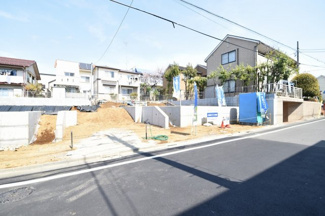 【前面道路含む現地写真】 | 現地見学や資料請求などお気軽にお問合わせ下さい
周辺環境とあわせて現地ご案内致します。