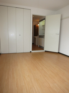 【洋室】 | シャトレー本町 | 同タイプのお部屋の写真です。