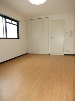 【洋室】 | シャトレー本町 | 同タイプのお部屋の写真です。