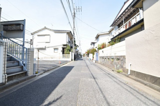 【前面道路含む現地写真】 | 現地見学や資料請求などお気軽にお問合わせ下さい
周辺環境とあわせて現地ご案内致します。