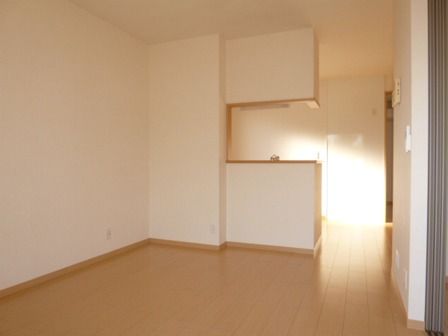 ブィラハッピネスＡの居間・リビング