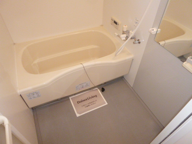 ブィラハッピネスＡの浴室