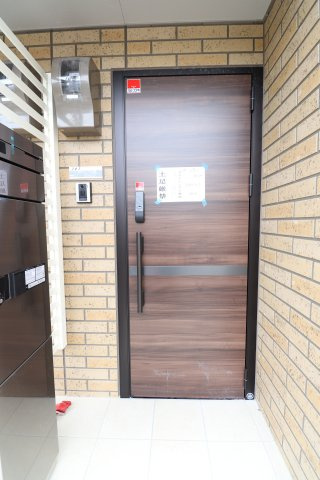 ルミナーレの玄関