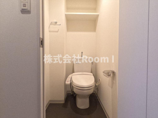 【トイレ】 | アーデン谷町 | シンプルで使いやすいトイレです