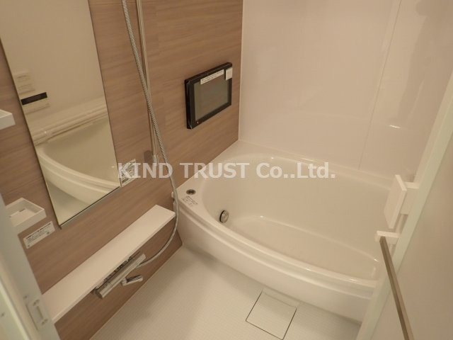 ノルデンタワー南森町プレミアムの浴室