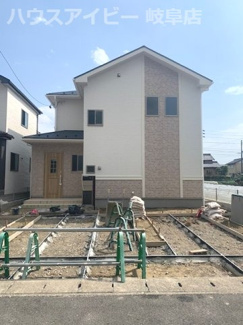 【外観】 | 岐阜市菅生　新築建売　全3棟　オール電化住宅！駐車場並列3台可能！長期優良住宅・耐震等級3♪