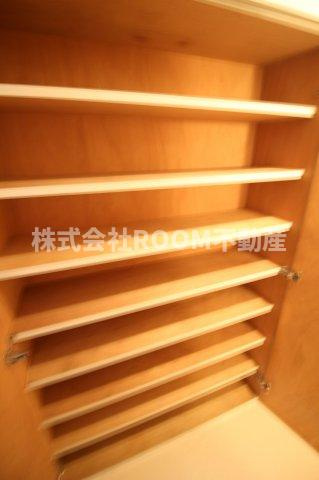 Residence上町　EASTの収納|専用の収納スペースです