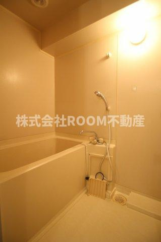 Residence上町　EASTの浴室|日々の疲れを癒すお風呂付です