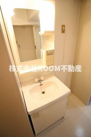 Residence上町　EASTの洗面所