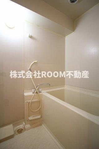 Residence上町　EASTの浴室