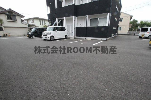 LARGO　A・Bの駐車場|駐車場に車を止められます
