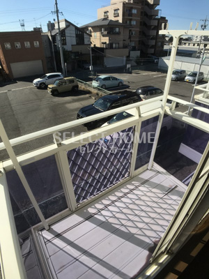 【バルコニー】 | メイプル羽根北 | 開放的で明るい空間を演出してくれるバルコニーです