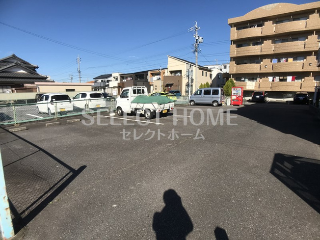 【駐車場】 | メイプル羽根北 | 駐車場です