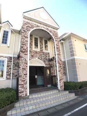 【エントランス】 | メイプル羽根北 | 建物の内部です