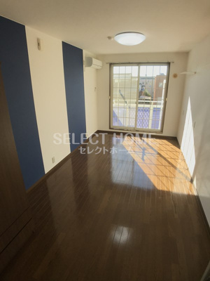 【寝室】 | メイプル羽根北 | 広くて明るい寝室