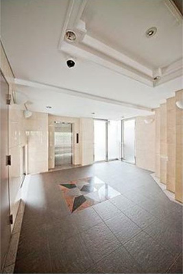 【ロビー】 | Comfot Stage | 清潔なロビーです