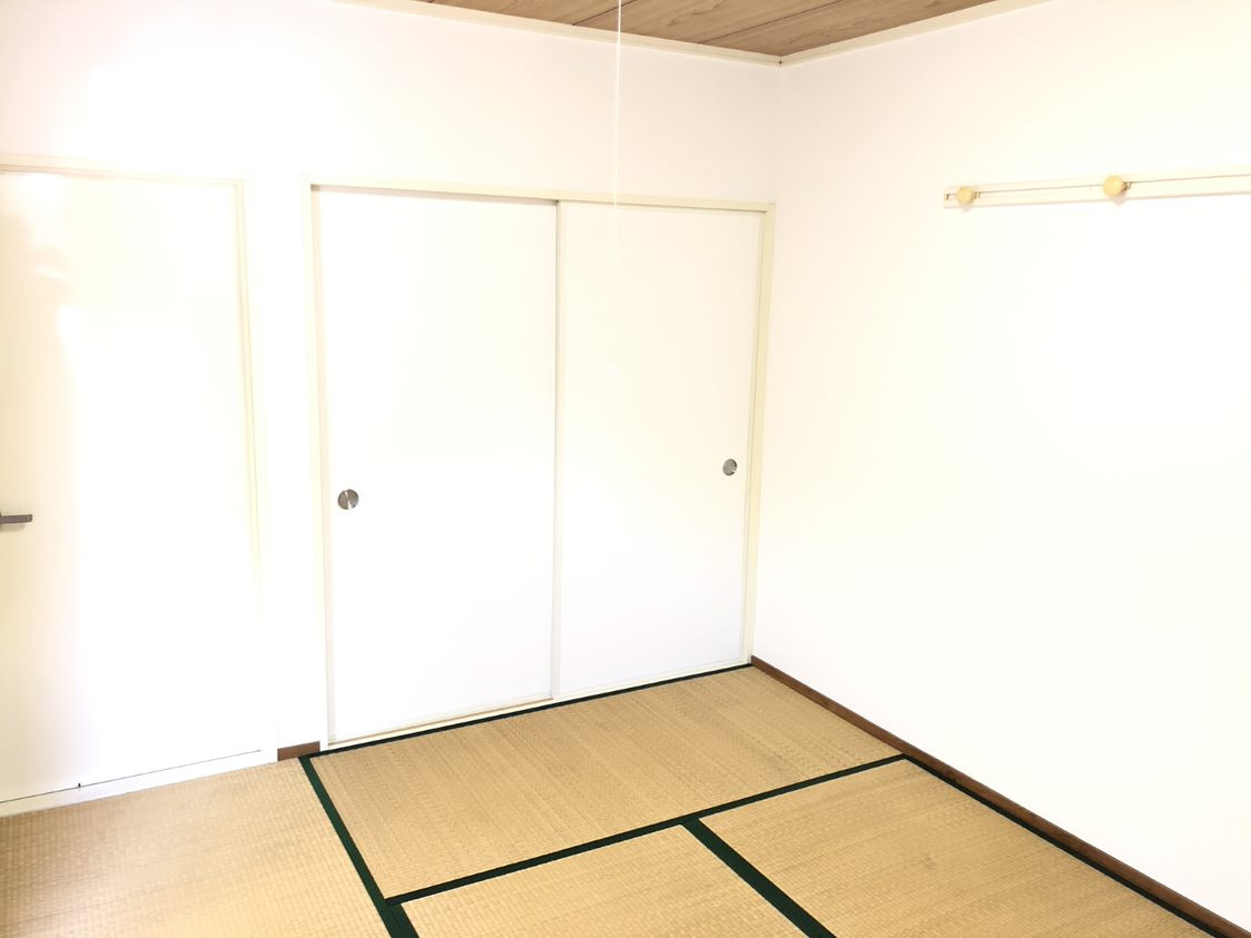 オータム苗木Cの和室