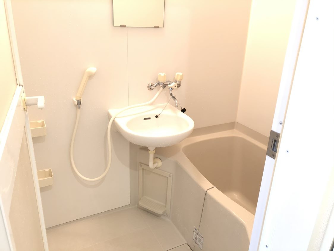 オータム苗木Cの浴室