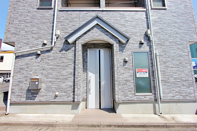 エスポワールシュドの玄関|店舗入り口