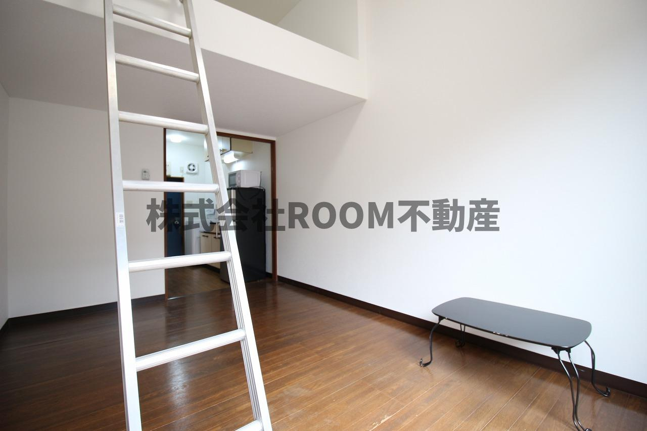 ラケットクラブの寝室|使い勝手のいい寝室です