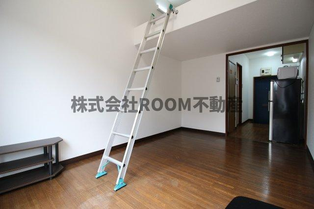 ラケットクラブの洋室|きれいな洋室です