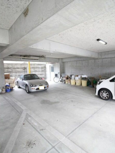 P-Com Kogaの駐車場