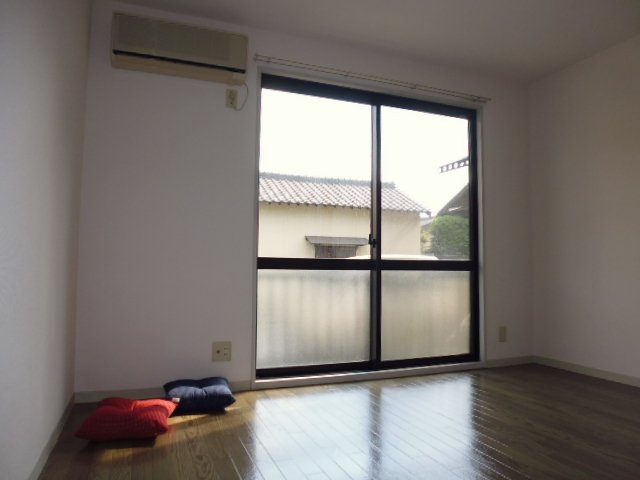 ベネッセ西の浦の居間・リビング|洋室