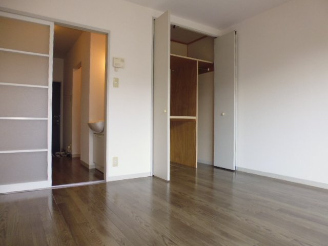 ベネッセ西の浦の居間・リビング|洋室